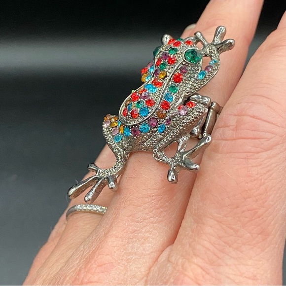 Sparkly Frog Stretch Ring Size 8 - Picture 10 of 17